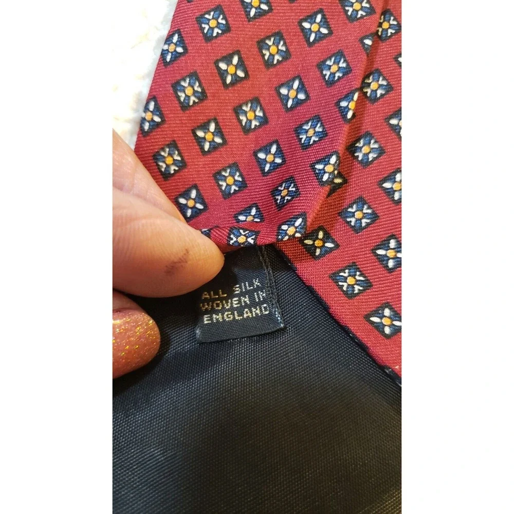 Ferrell Reed Schupp‎ & Snyder Geometric Hand Sewn Silk Mens Necktie Red England